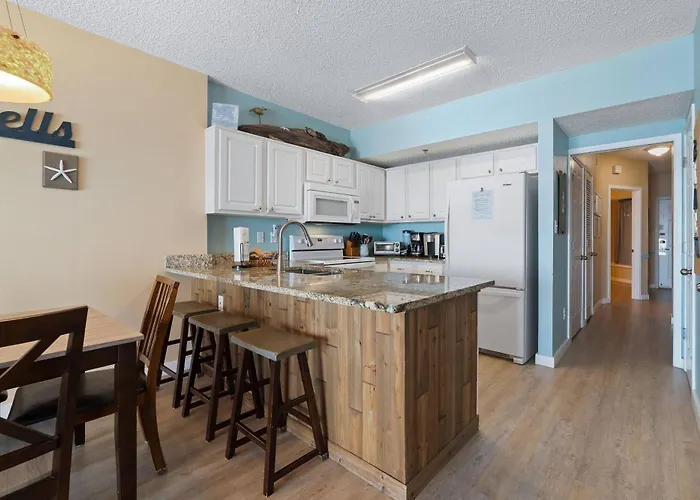Holiday home Tropic Isle 702 *